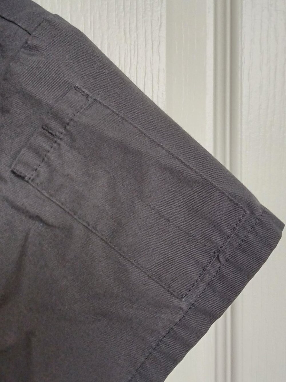 MOBB Grey Scrub Top - Picture 6 of 6